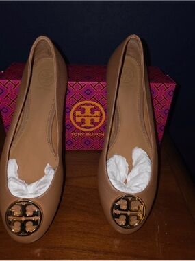 Tory Burch Tan Leather Chelsea Logo Ballet Flats